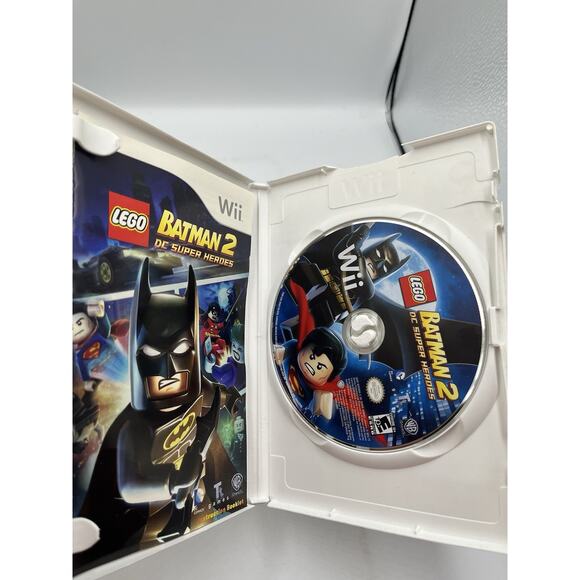 LEGO Batman 2: DC Super Heroes - Nintendo Wii - Complete - Picture 5 of 5